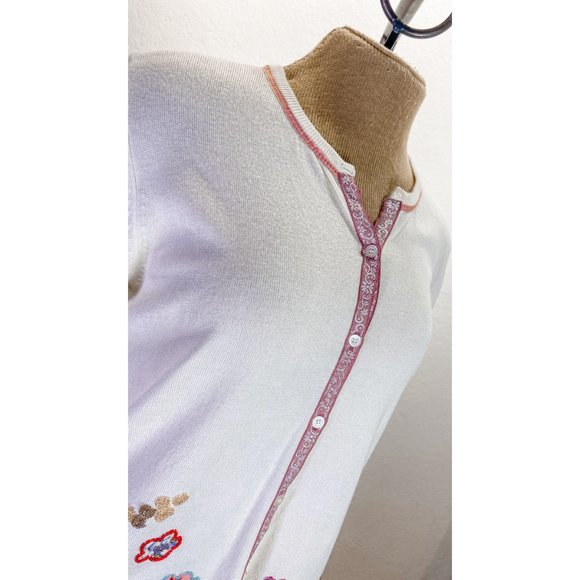 Vintage Beaded Crew Neck Button-Up Floral Long Sleeve Light Weight Cardigan - Picture 7 of 11